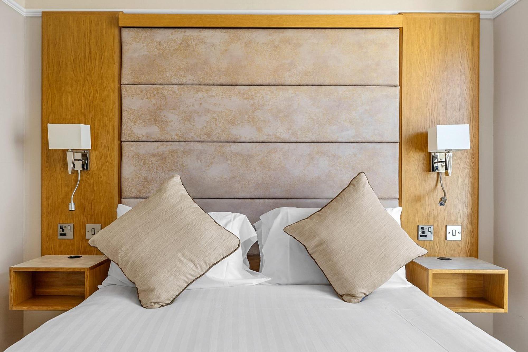 Invicta Hotel Plymouth Bagian luar foto