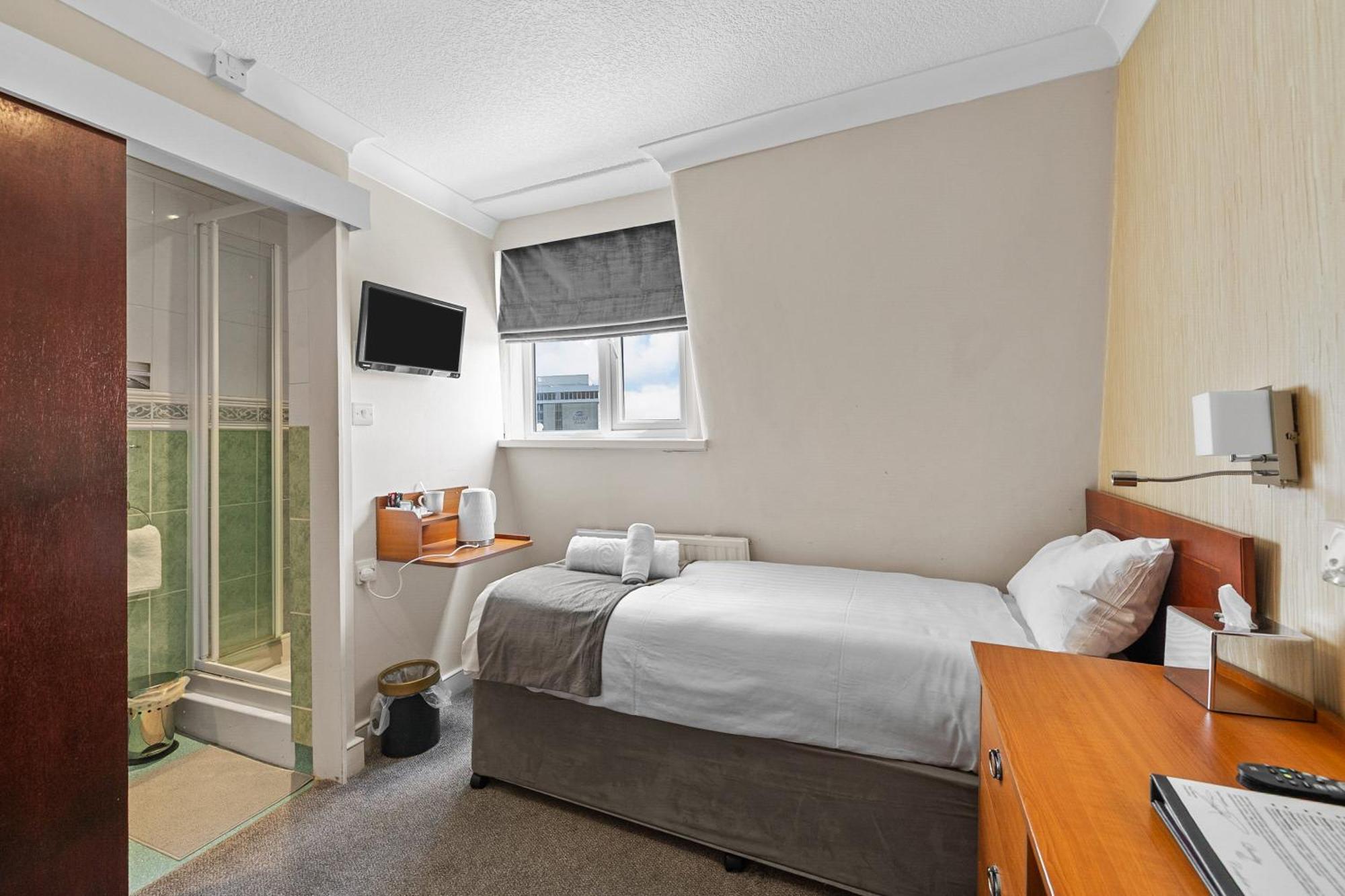 Invicta Hotel Plymouth Bagian luar foto